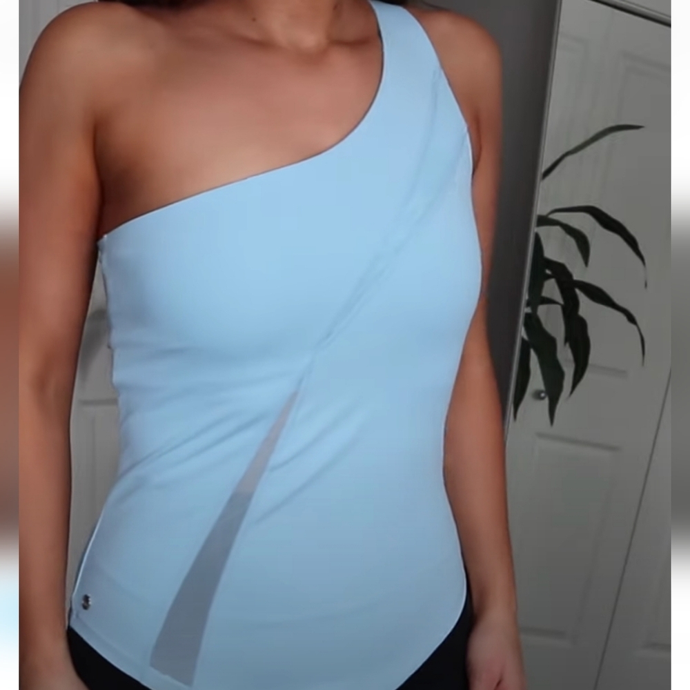 BuffBunny Bear Claw Workout Top